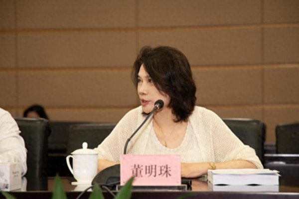 股票配资资讯平台 董明珠“间谍说”不断升级！官方媒体点名严厉批评